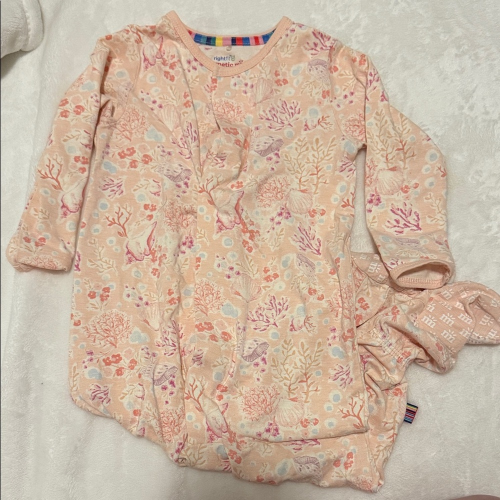 Magnetic Me Coral Sea Pattern Footies